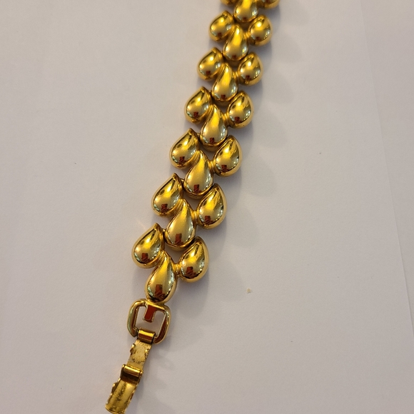 Givenchy Gold Filled Bracelet Raindrop chain link - Picture 6 of 9